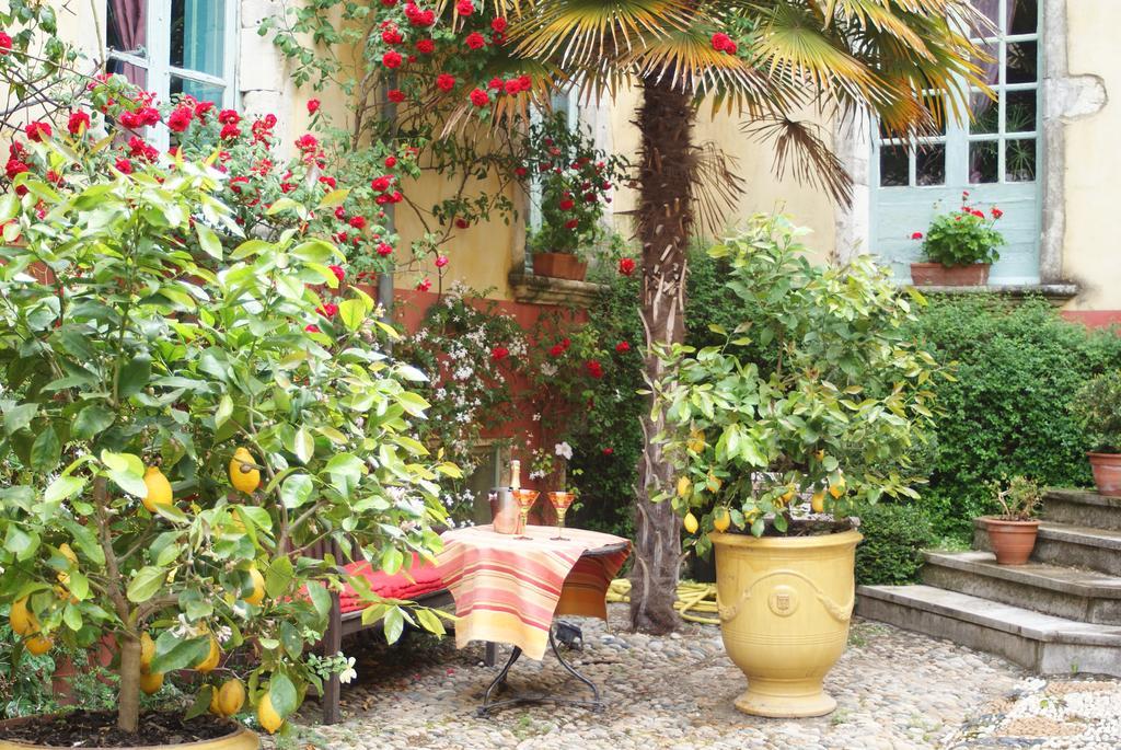 Demeure De Digoine "Chambre D'Hotes" Bourg-Saint-Andeol Luaran gambar